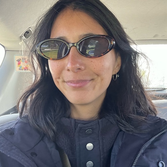 Profile Picture of Catherine Shih (@cathycath) on Poshmark
