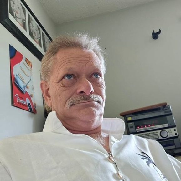 Profile Picture of Dennis Hughes (@dennishughes369) on Poshmark