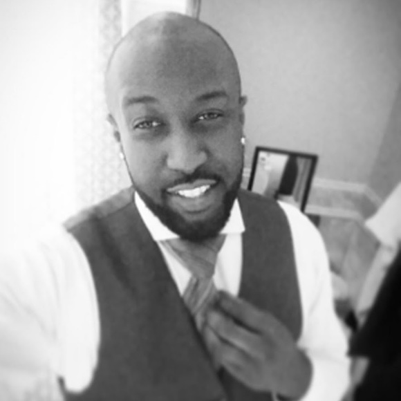 David Tanis - Poshmark Profile Picture of David Tanis (@davidptanis) on Poshmark