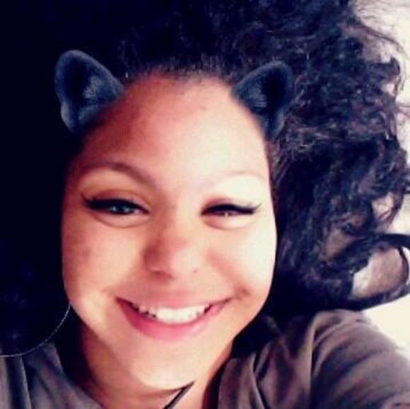 Profile Picture of Daniela Salazar (@daniloveone) on Poshmark
