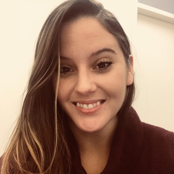 Profile Picture of Jamiemarie Harrison (@jamiiemariee) on Poshmark