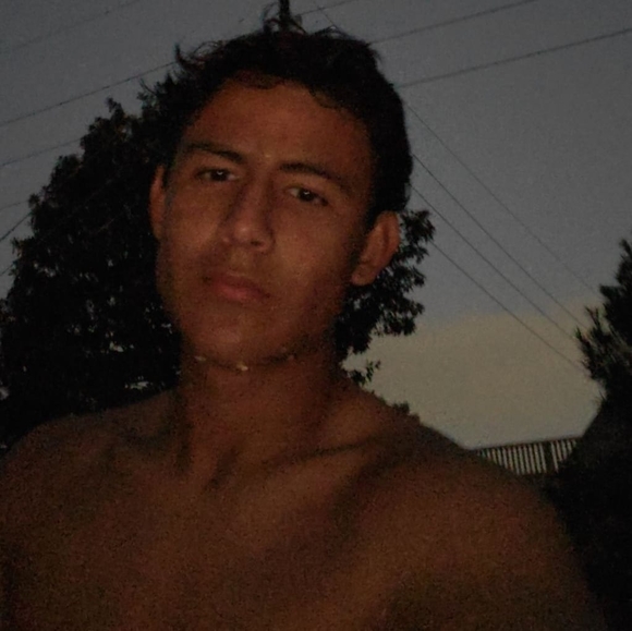 Profile Picture of Sebastián Carlos-gonzález (@sebcargon) on Poshmark
