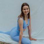 Profile Picture of Jasmin Arndt | Yoga | Essential Oils (@jasminarndt.yoga) on Instagram