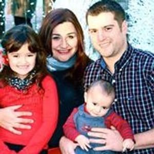 Profile Picture of Josh N Aria Daffern (@joshnaria.daffern) on Myspace