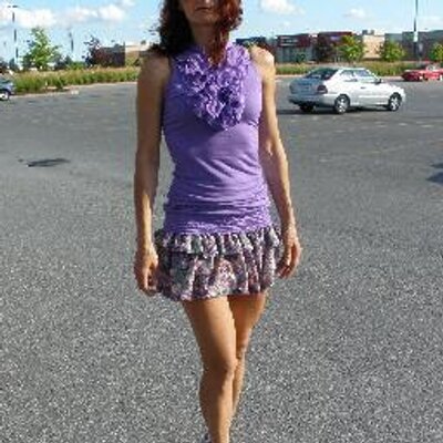 Profile Picture of DIANE BOUCHARD (@GRENDEL2000) on Twitter