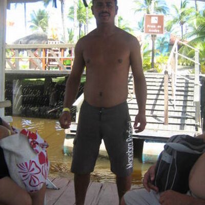 Profile Picture of Alex Farias (@alexfarias14) on Twitter