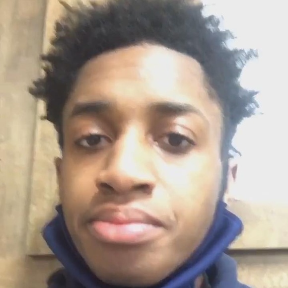 Profile Picture of Salik Robinson (@salikrobinson60) on Poshmark