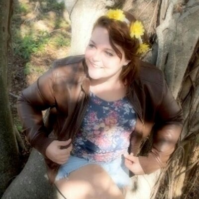 Profile Picture of Cora Wade (@ccbebe06) on Twitter