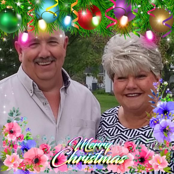 Profile Picture of Jackie Gaunce (@pinkyjmsg) on Poshmark