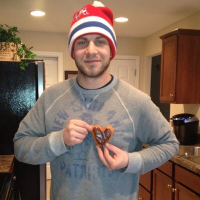 Profile Picture of Brian Poitras (@Bpoit_11) on Twitter