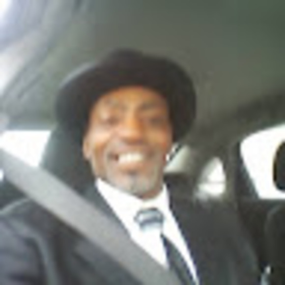 Profile Picture of Charles Hudson (@hudsonc65) on Poshmark