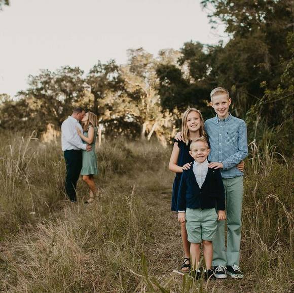 Profile Picture of Hannah Cairns (@hannah_13579) on Poshmark