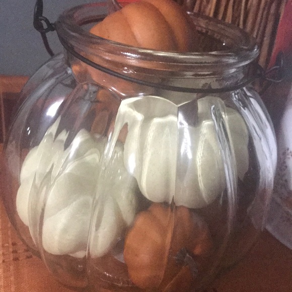 Profile Picture of Kellie Mcirvin (@ritzyreign20) on Poshmark