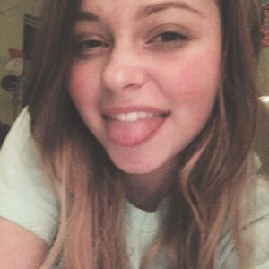 Profile Picture of Chloe Ellen (@omg.chloe) on Myspace
