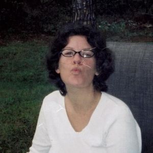 Profile Picture of Maureen Snow (@animal_lover001) on Myspace