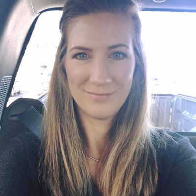 Profile Picture of Trish Moore (@TrishMakeup) on Twitter