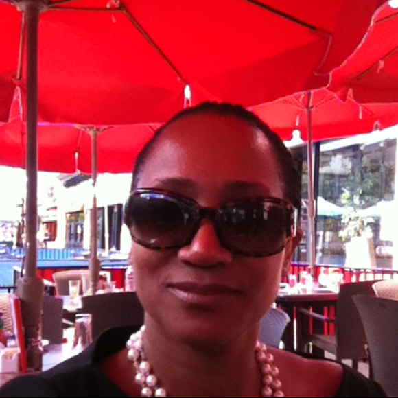 Profile Picture of Joean Taitt (@moejo) on Poshmark