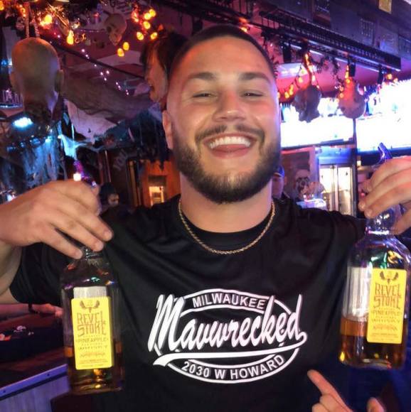 Profile Picture of Peter Verbruggen (@pjverbruggen13) on Poshmark