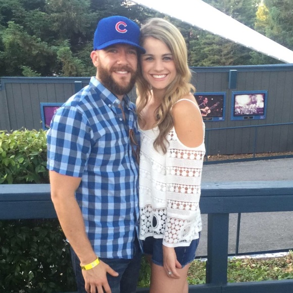 Profile Picture of Andrea Snyder (@andreasnyderc) on Poshmark