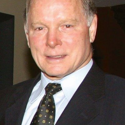 Profile Picture of Howlett Peter (@HowlettPeter1) on Twitter