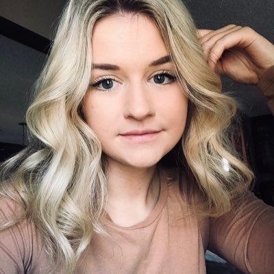 Profile Picture of Michelle Sinclair (@Michelle_2367) on Twitter