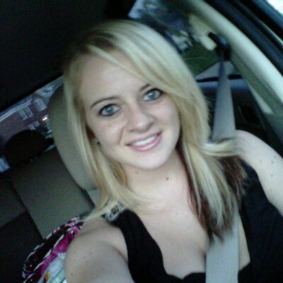Profile Picture of Lori Atkinson (@loriilovee92) on Twitter