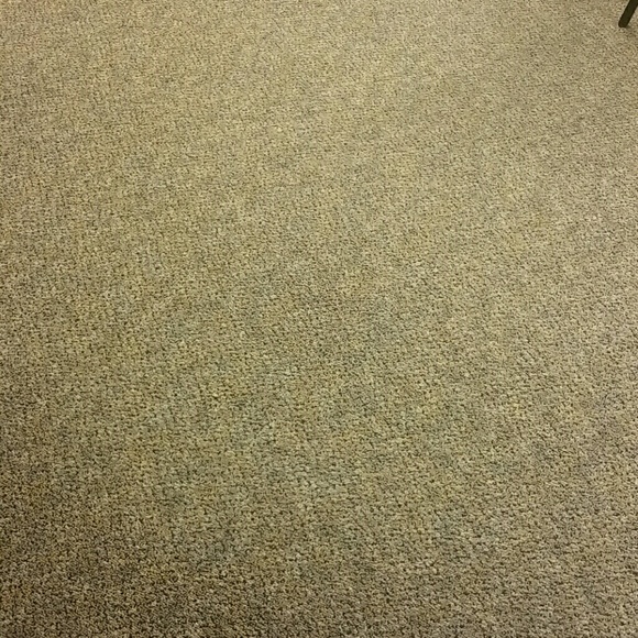 Profile Picture of Silvia Hermosillo (@silvianavarro) on Poshmark