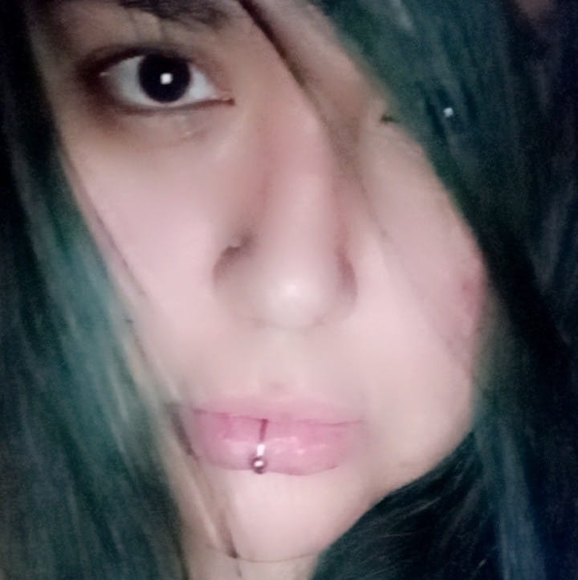 Profile Picture of Augustina Cordova (@augustinaa) on Poshmark
