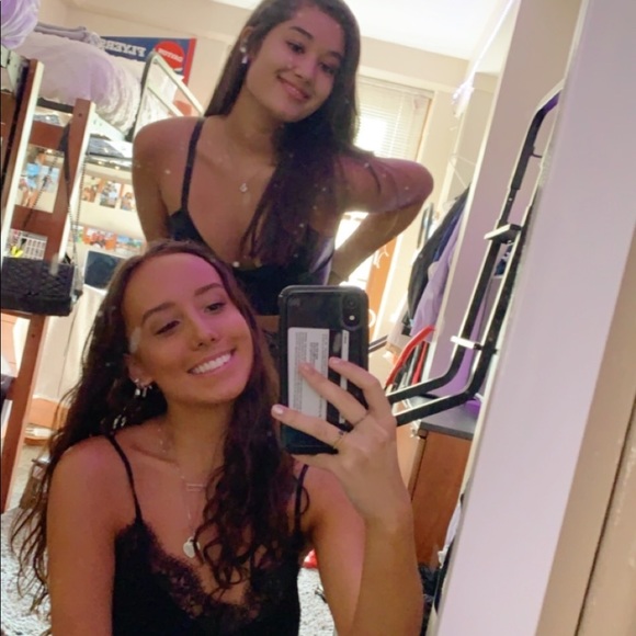 Profile Picture of Casey Mccarthy (@caseymccarthy13) on Poshmark