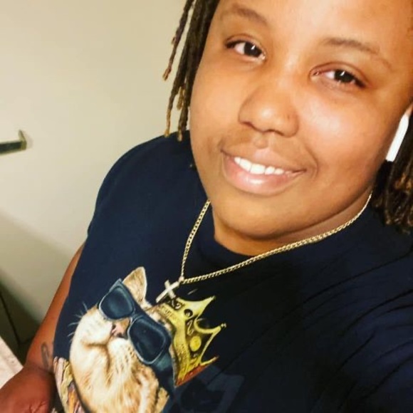 Tamieka Sutton - Poshmark Profile Picture of Tamieka Sutton (@tas2163) on Poshmark