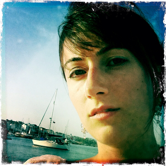 Profile Picture of Aysu Erdemir (@elsatriolet) on Poshmark