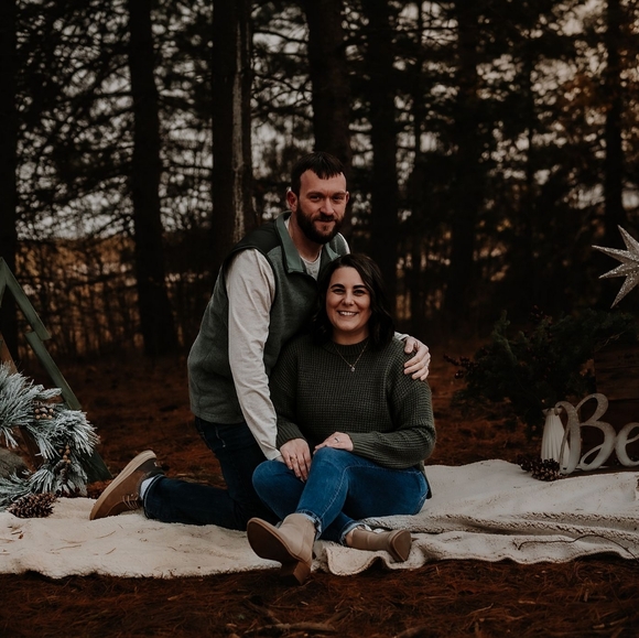 Profile Picture of Sadie Vandenlangenberg (@angesa26) on Poshmark