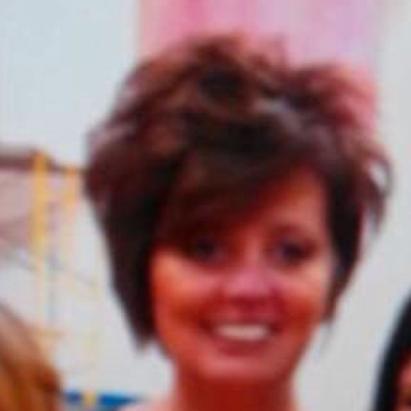 Profile Picture of Michelle Pilaczynski (@mikemaxmason) on Poshmark