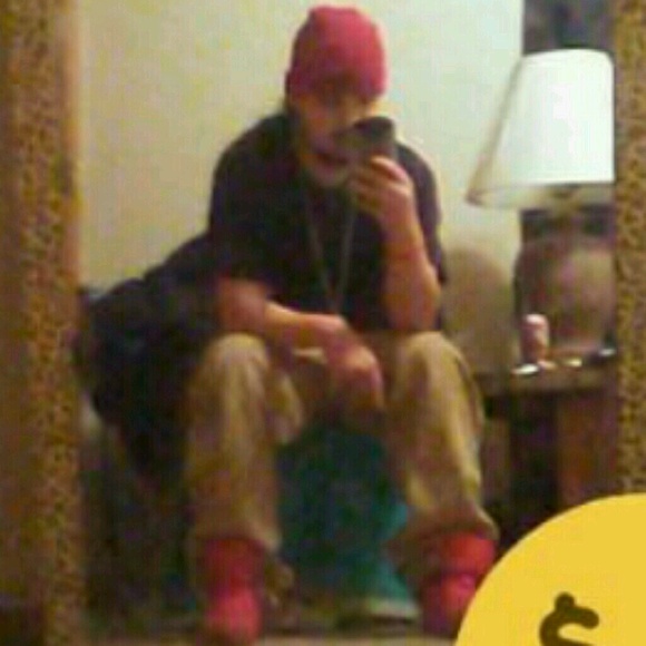 Profile Picture of Tyler Essert (@madbearwolfe) on Poshmark