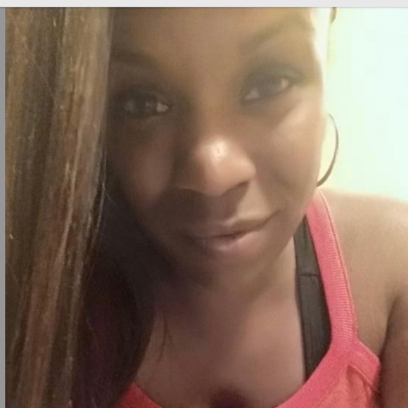 Profile Picture of Jaclyn Branch (@jaclynbranch348) on Poshmark