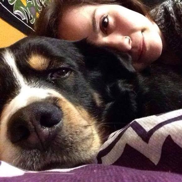 Profile Picture of Hannah Hazel (@hannahhazel129) on Poshmark