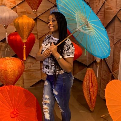 Profile Picture of May Lee (@MuvaMaya) on Twitter