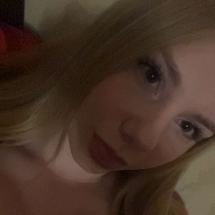 Profile Picture of modesta 💋 (@mleonoviciute) on Tiktok