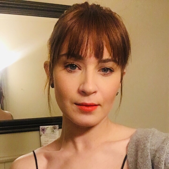 Profile Picture of Samantha Sugarman (@samsugar636) on Poshmark