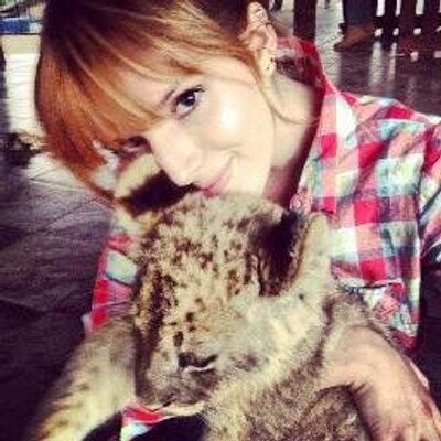 Profile Picture of Hailey Riddle (@LittleHaileyR) on Twitter
