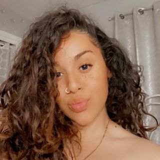 Profile Picture of Amanda Muckle (@muckleam) on Facebook