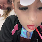 Profile Picture of Lisa Gillespie (@LisaGillespie289) on Youtube