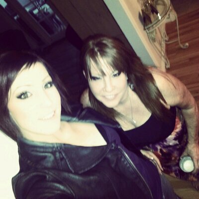 Profile Picture of Vicki McCann (@lifesabollocks) on Twitter