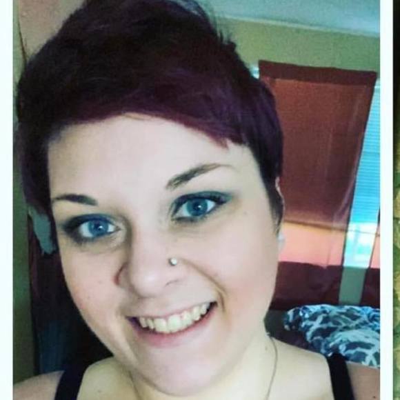 Profile Picture of Danielle Lafranca (@dlafranca) on Poshmark