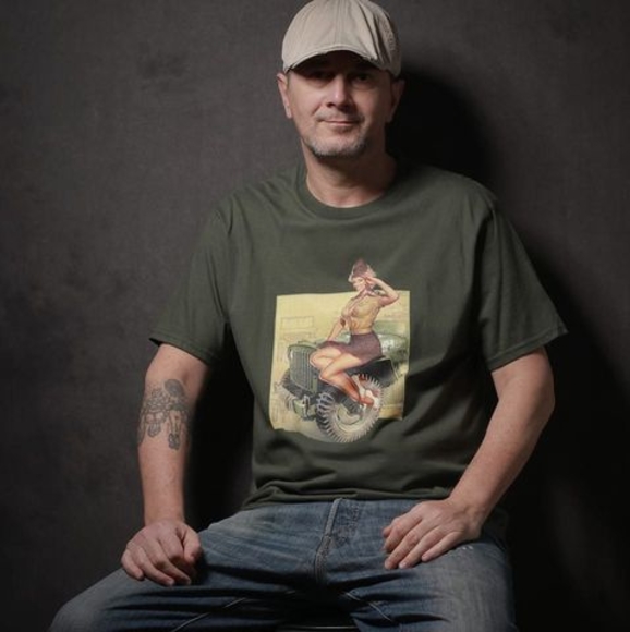 Zoltan Szabo - Poshmark Profile Picture of Zoltan Szabo (@torshavn1972) on Poshmark