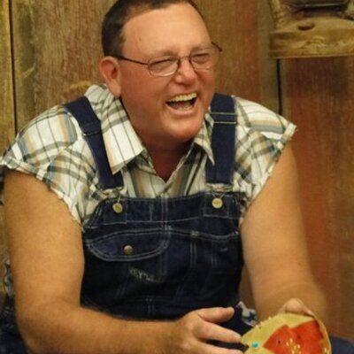 Profile Picture of Frank Howell (@KKJTVSHOW) on Twitter