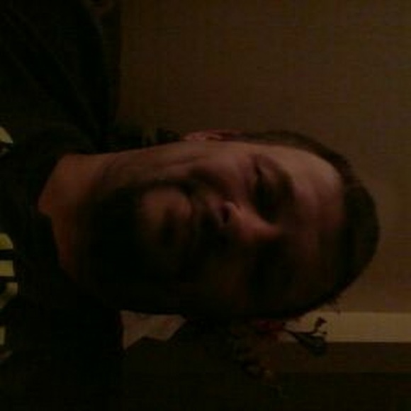 Profile Picture of James Carrier (@jamescarrier) on Poshmark