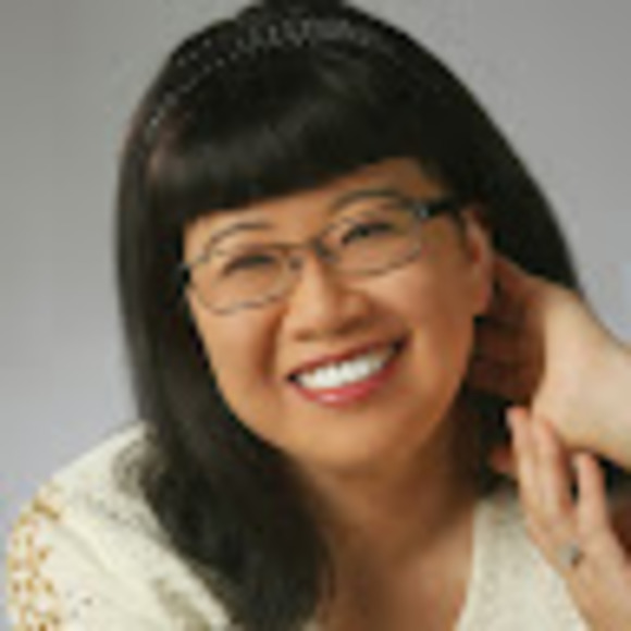 Profile Picture of Hong-mai Rongerude (@mairongerude) on Poshmark