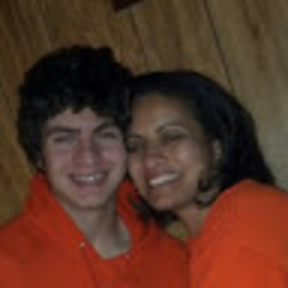 Profile Picture of Pauline Simmons (@psoftball74) on Poshmark
