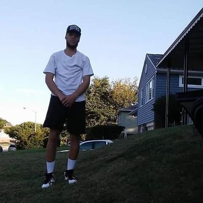 Profile Picture of Tee Graham (@TerrenceGraham9) on Twitter